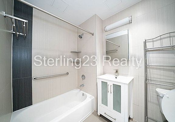 4th image of 23-15 Astoria Blvd Penthouse B