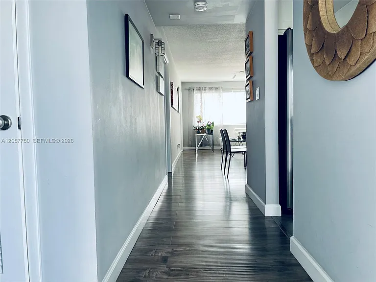 2300 Park Ln #201 — Photo 2