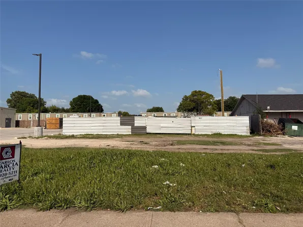 9631 Scott St, Houston, TX 77051