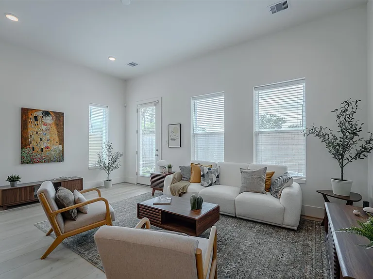 862 Paul Quinn St #B — Photo 16