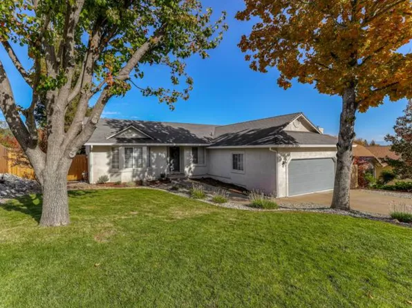 4951 Tralee Ln, Redding, CA 96001