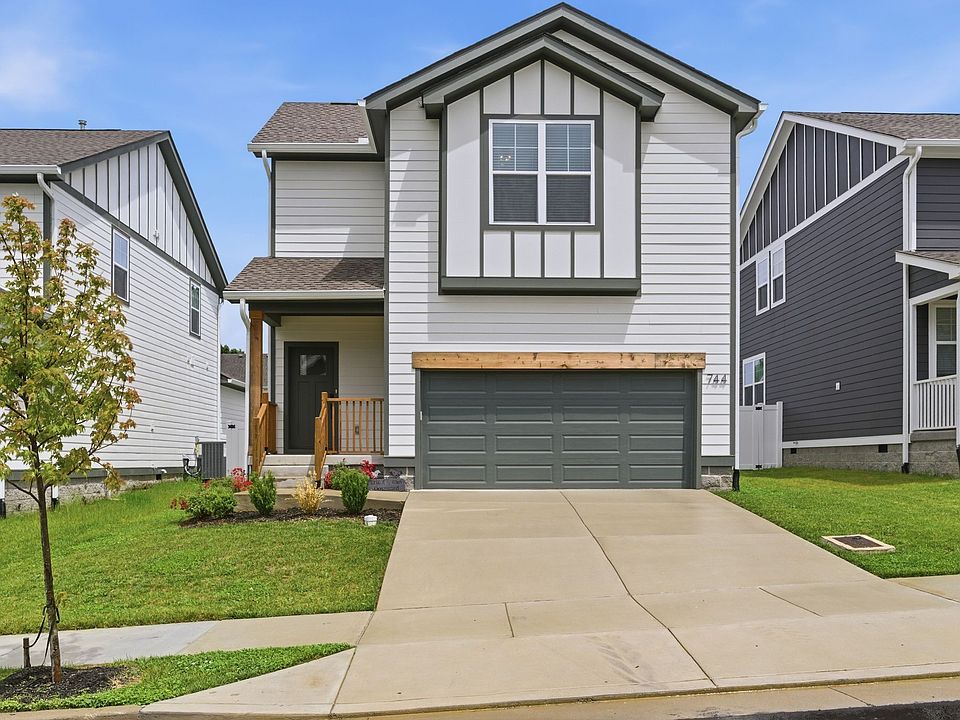 1st image of 744 Caraway Ln