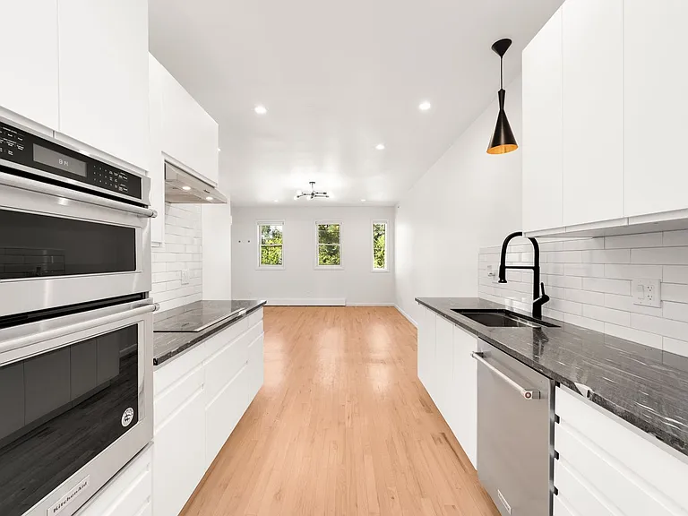 1715 15th St #5 — Photo 7