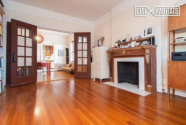 Sold by Citi Habitats | media 18