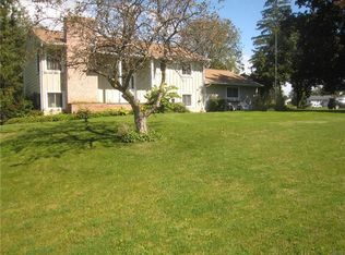 24 Buccaneer Bnd, Baldwinsville, NY 13027