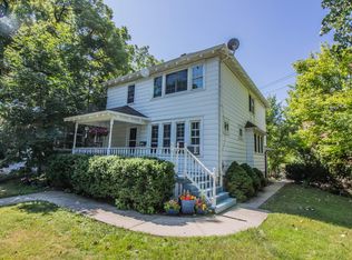 6779 Maple Ter, Wauwatosa, WI 53213