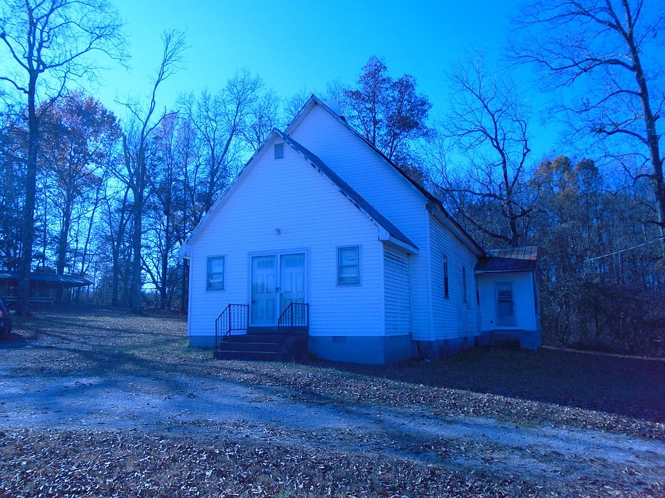 2nd image of 293 Mud Creek Rd