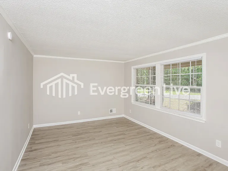 4725 Bonnie Forest Blvd — Photo 12