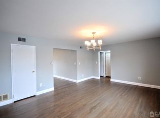 183 Evergreen Rd APT 16A, Edison, NJ 08837