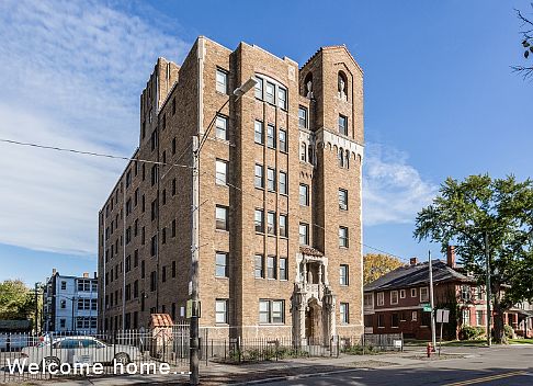 1st image of 1000 Van Dyke St #B02
