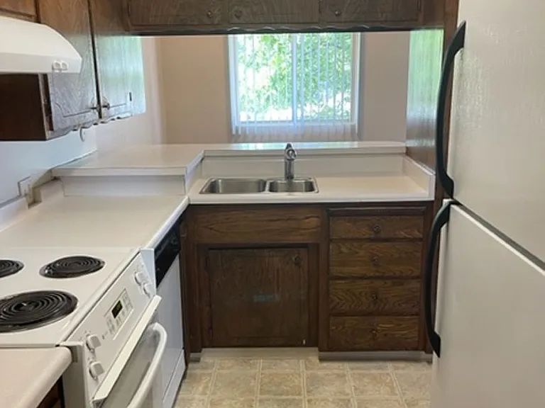 6248 Westside Rd — Photo 2