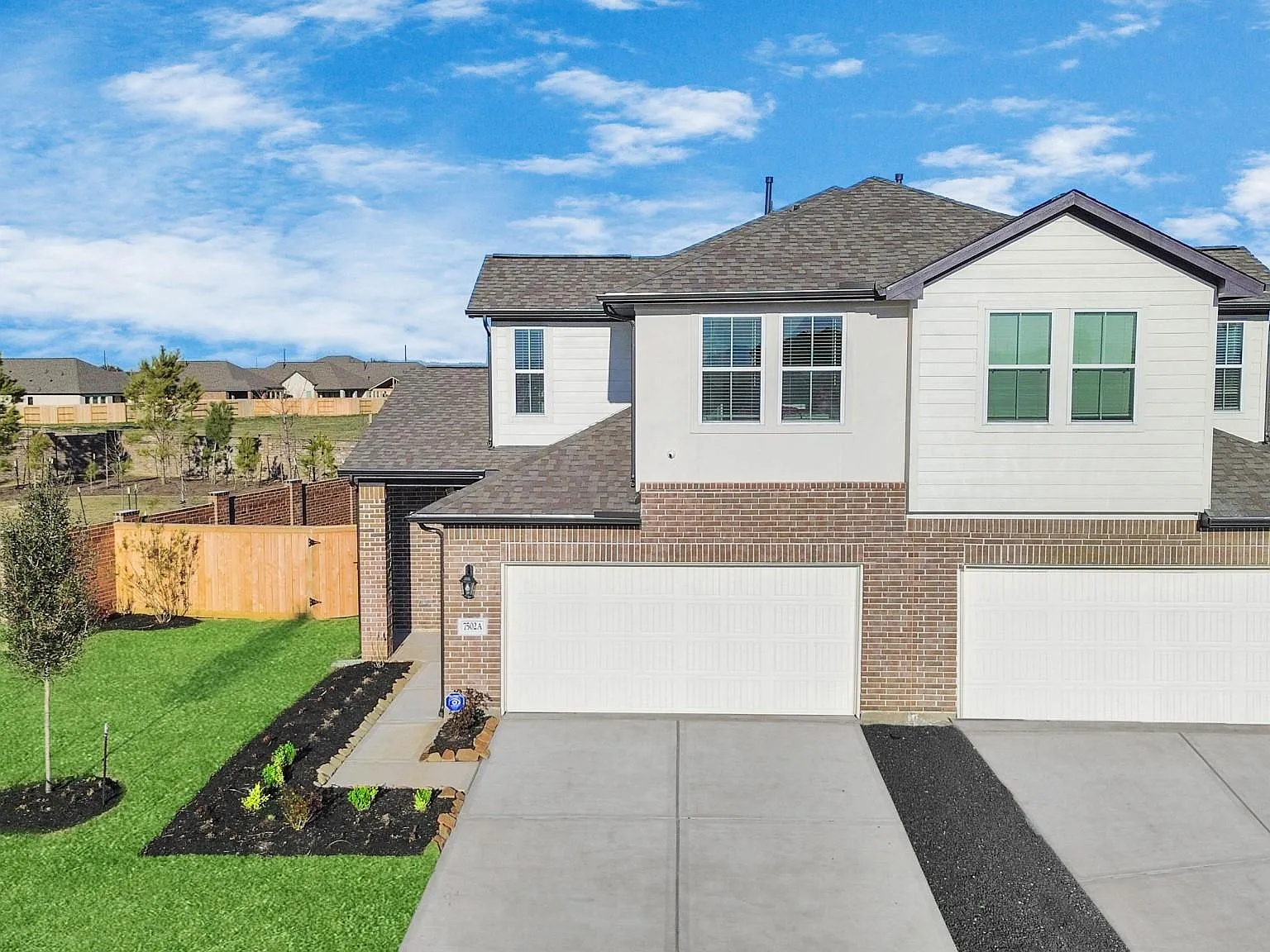 4 bed, 2.5 bath, 1904 sqft, $2,699 — Photo 1