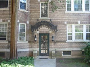 10 Concord St APT B4, West Hartford, CT 06119