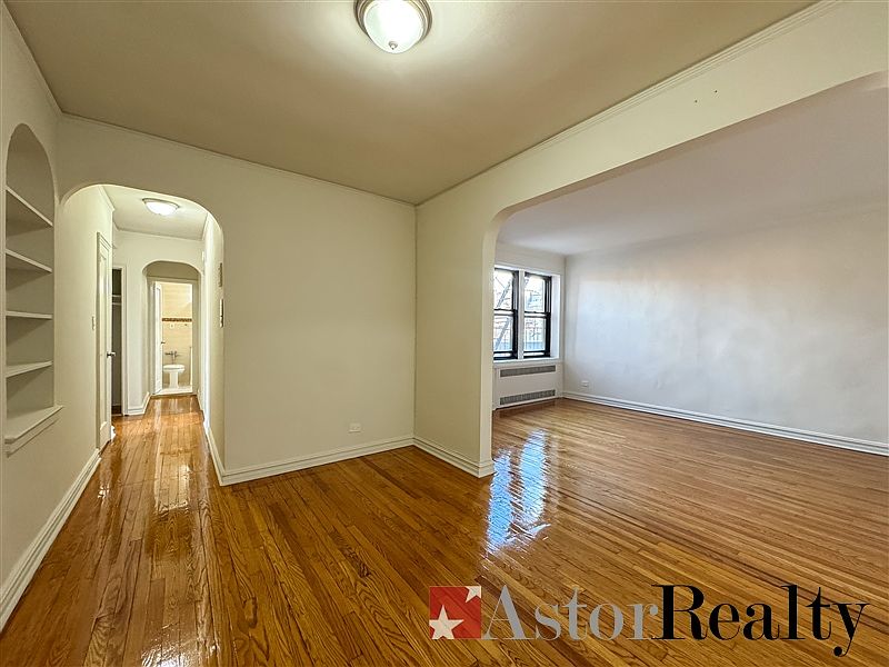 1st image of 3162 29th St #H