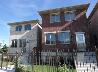 2137 W 32nd St, Chicago, IL 60608