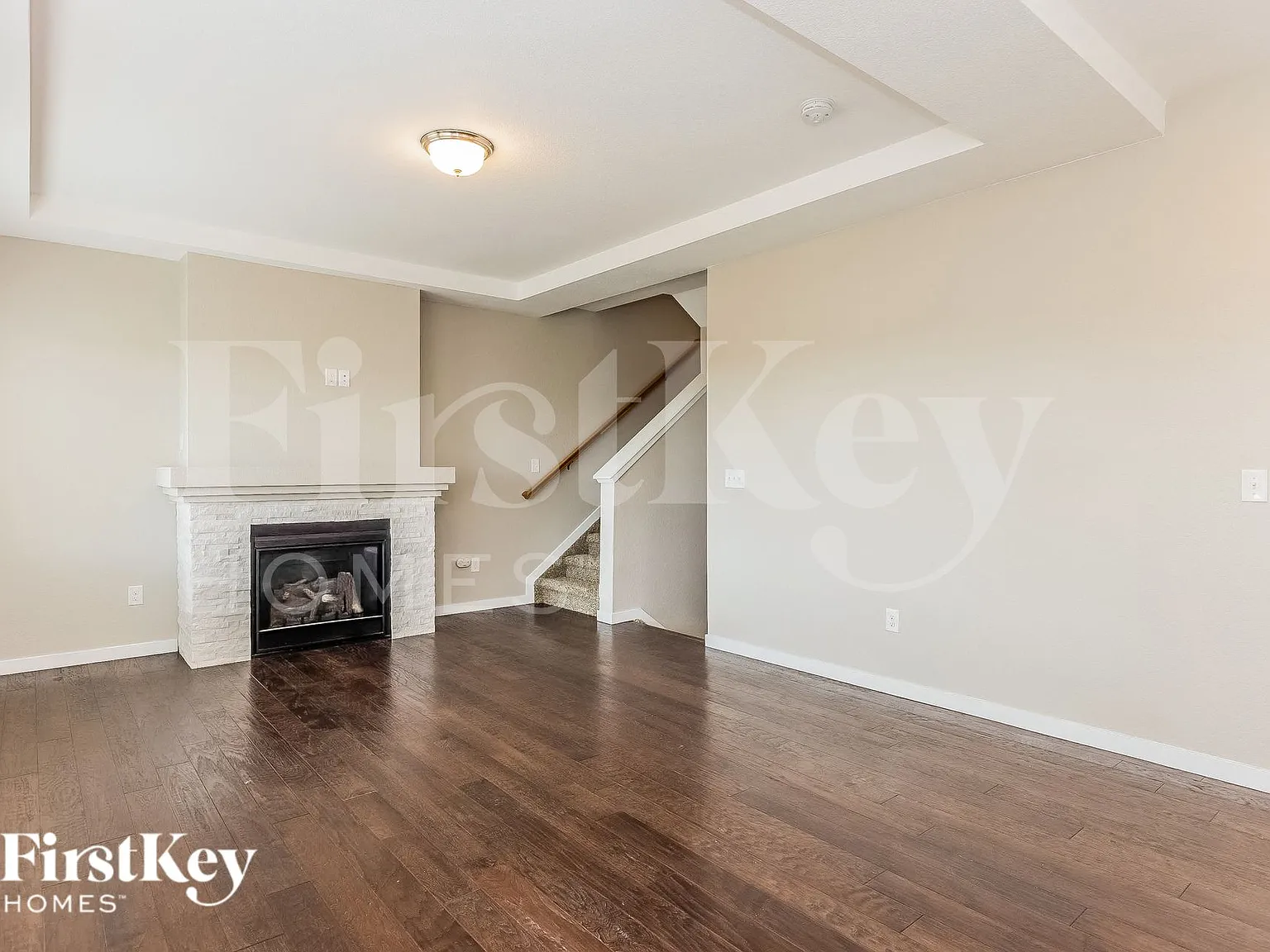 3 bed, 2.5 bath, 2008 sqft, $2,365 — Photo 3