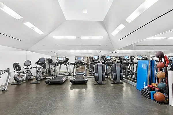 Rented by Compass | media 16