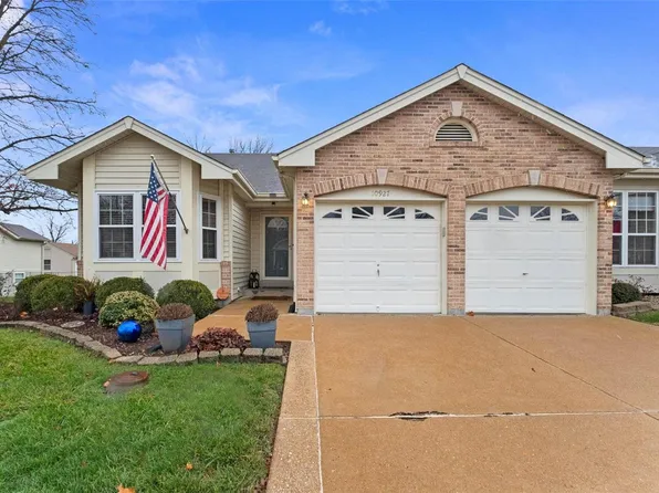 10927 Concord Circle Dr, Saint Louis, MO 63123