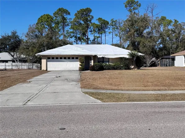 3589 N Chamberlain Blvd, North Port, FL 34286