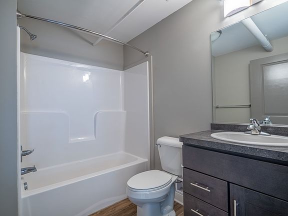 4th image of 68 Tonawanda St APT 16