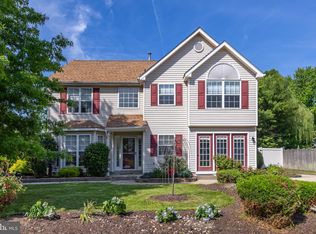 5 Vance Ave, Sicklerville, NJ 08081
