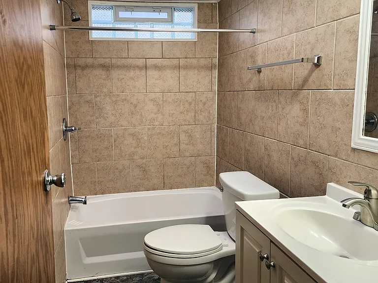 1004 Linda Ln #30 — Photo 6