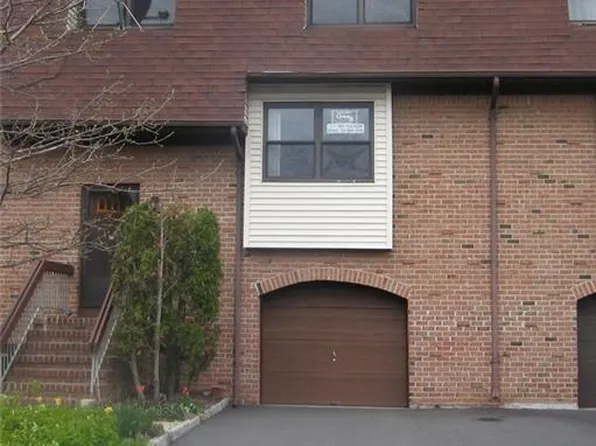 3203 N Oaks Blvd, North Brunswick, NJ 08902