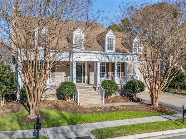 328 Croft Xing, Chesapeake, VA 23320