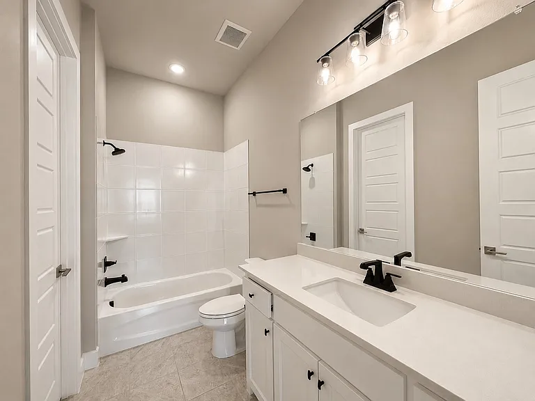 350 Pearland Dr — Photo 21