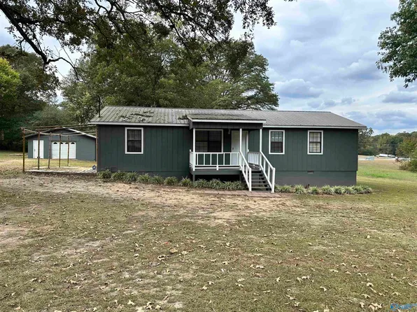 550 Goldkist St, Albertville, AL 35950