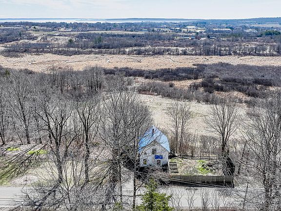 3rd image of 313 W Meadow Road