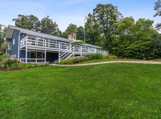 N2293 Chapin Rd, Lake Geneva, WI 53147