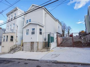 80 William St, Yonkers, NY 10701