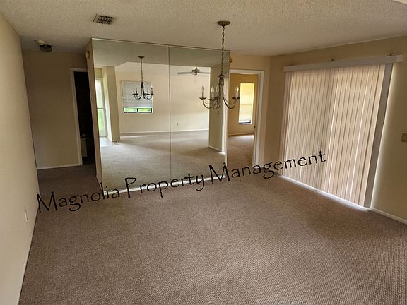 3rd image of 534 Woodfire Way
