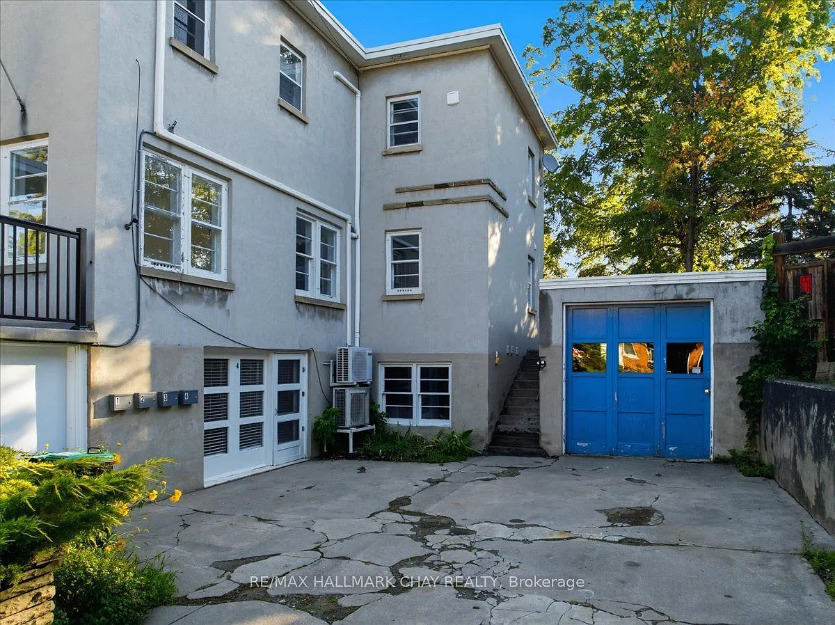 2 bed, $2,195 — Photo 3