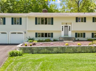 57 Old Litchfield Tpke, Oxford, CT 06478
