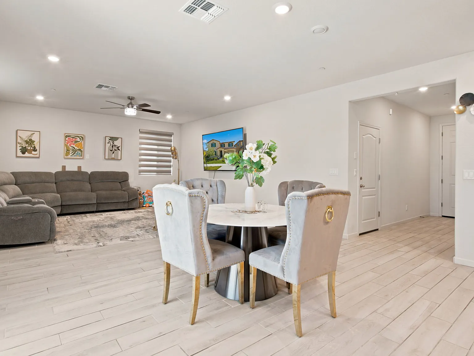 4 bed, 2493 sqft, $3,500 — Photo 3
