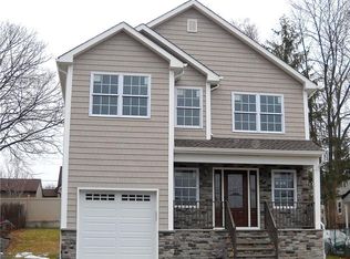 124 Buchanan Ave, Parlin, NJ 08859