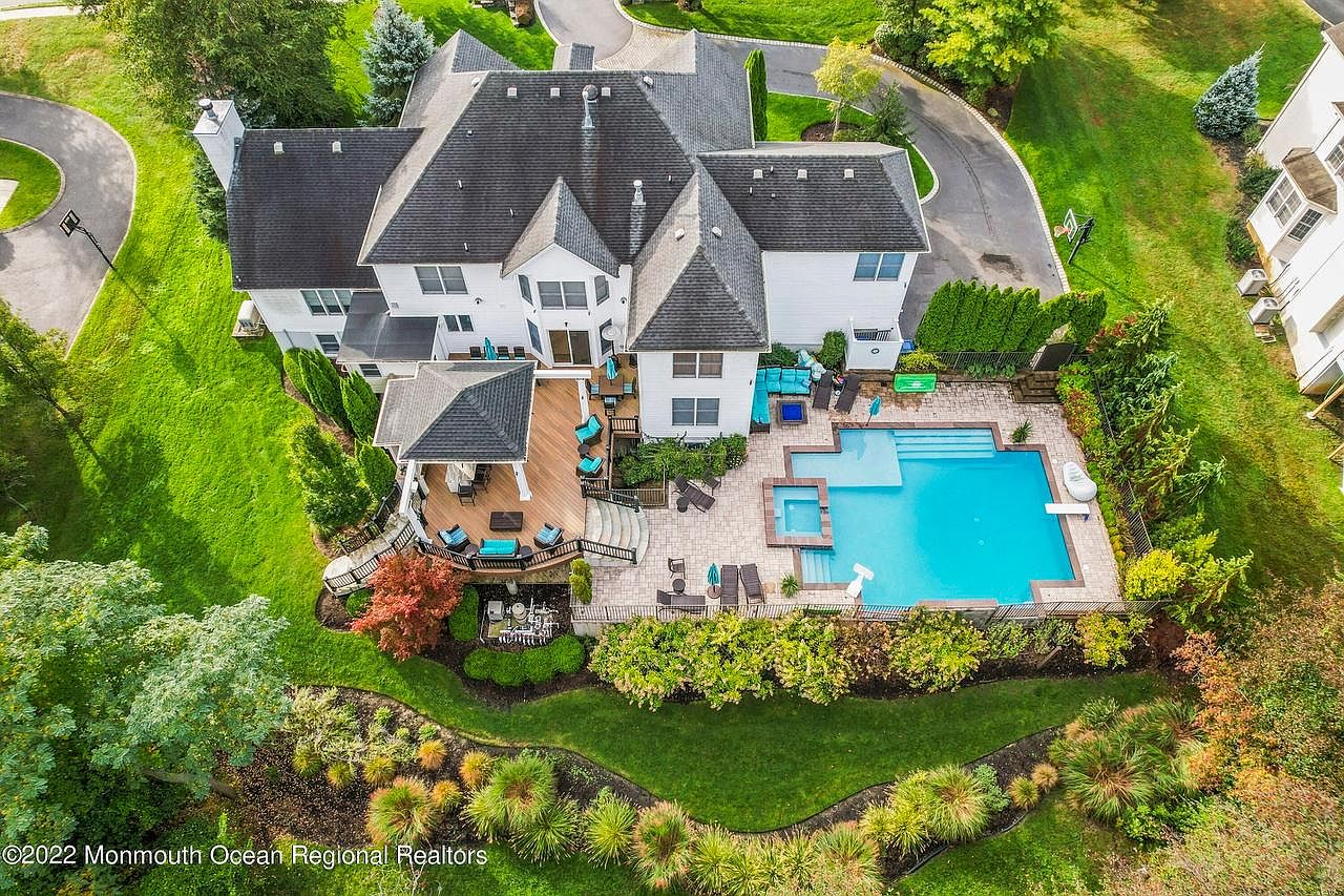 29 Northwoods Rd, Ocean Twp, NJ 07712 | Zillow