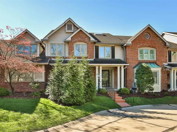 14416 Valley Meadow Ct W, Chesterfield, MO 63017