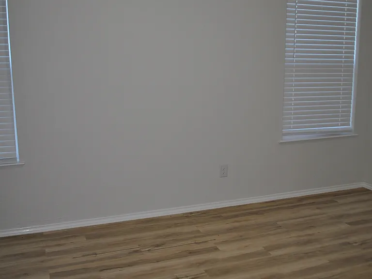 2344 Murphy Ct — Photo 12