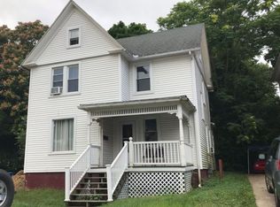 34 Tremont St, Meriden, CT 06450