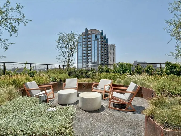 70 Rainey St #1409 — Photo 30