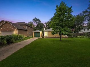 1132 Cherry St, Wheaton, IL 60187