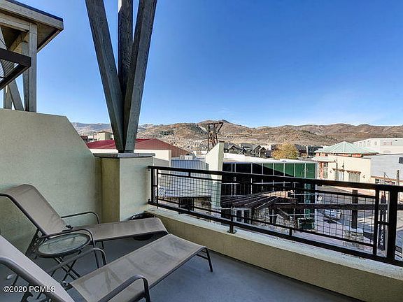 5th image of 6169 Park Ln S #30