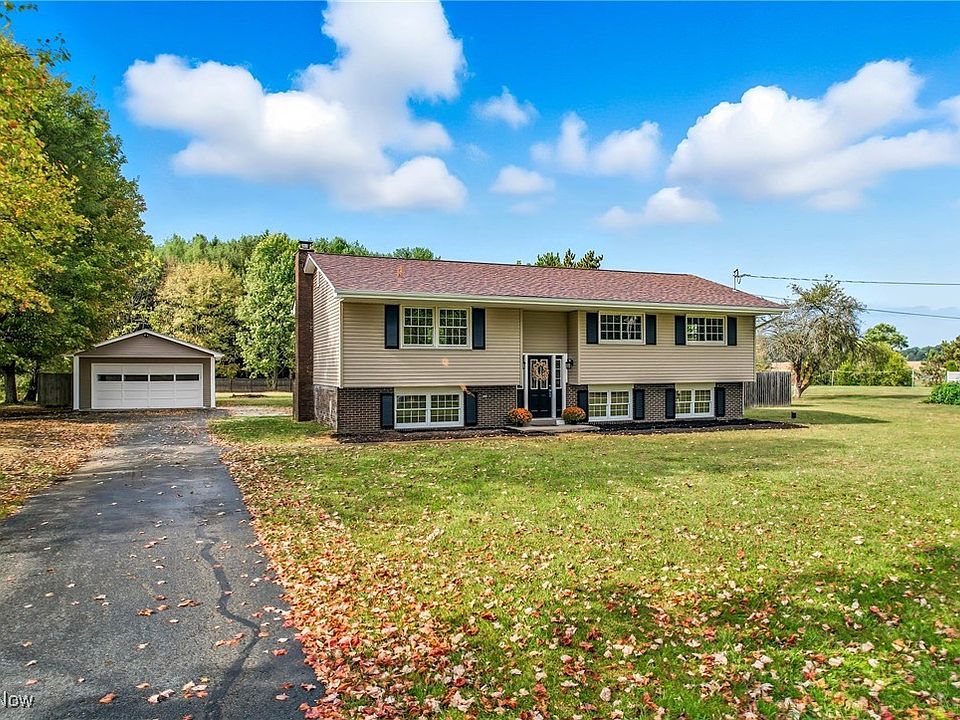 1st image of 3149 N Pleasant Dr