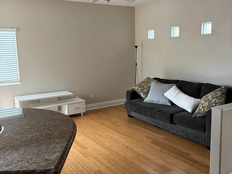 5932 Riley St — Photo 5