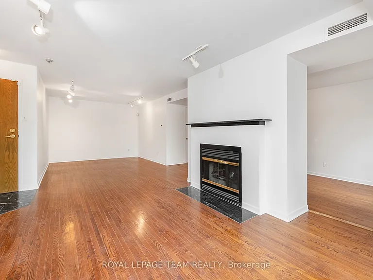939 N River Rd #105 — Photo 9