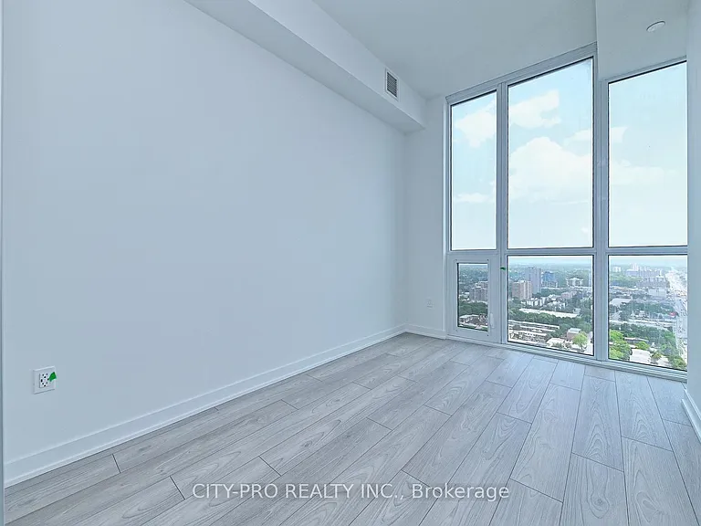 1 Fairview Rd E #3111 — Photo 8