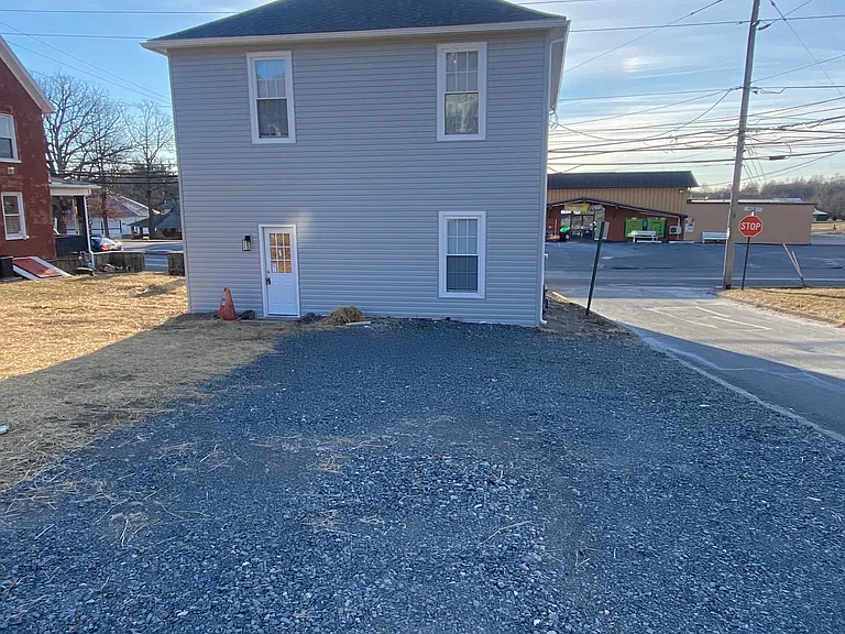 507 E Main St #2 — Photo 15